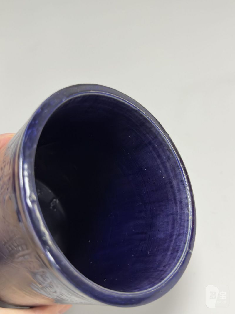    清康熙 茄皮紫暗刻柳树纹笔筒 - 图4
